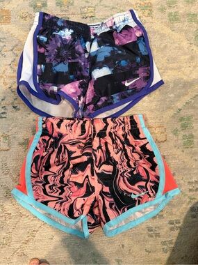 Nike Women's Pink & Purple Printed Athletic Shorts Duo
